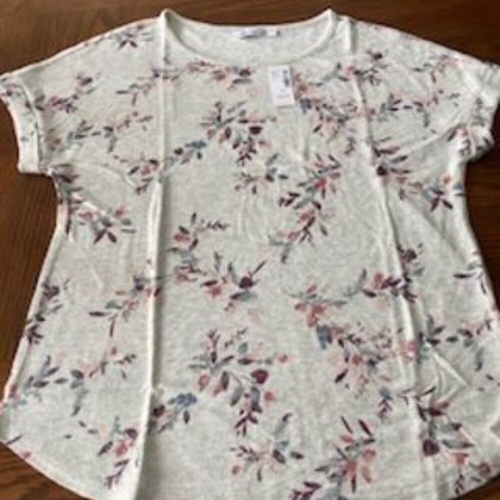 REITMANS:  T-Shirt (grey & floral)